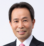 山名　昌衛 氏