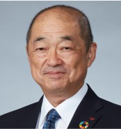 横山 之雄 氏