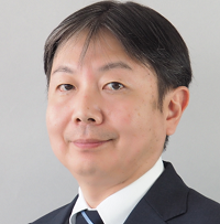 辻 亮二