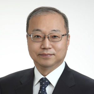 福田　行孝 氏