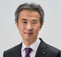 宮脇　潤治  氏