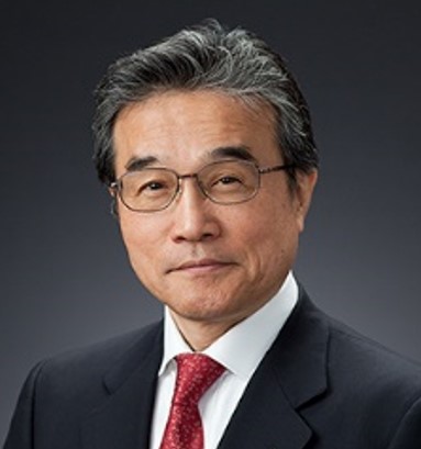 石野 博 氏