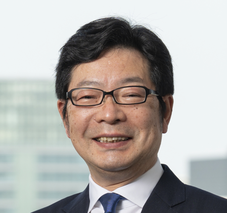 堀江 俊保 氏